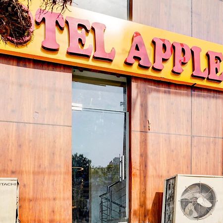 Collection O Apple Tree Otel Noida Dış mekan fotoğraf