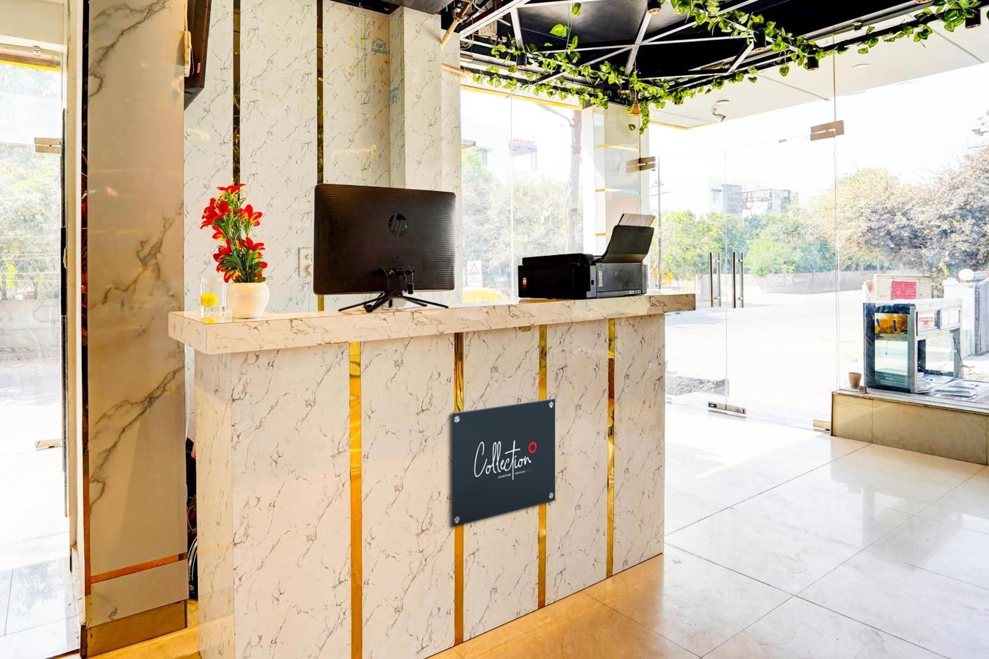 Collection O Apple Tree Otel Noida Dış mekan fotoğraf
