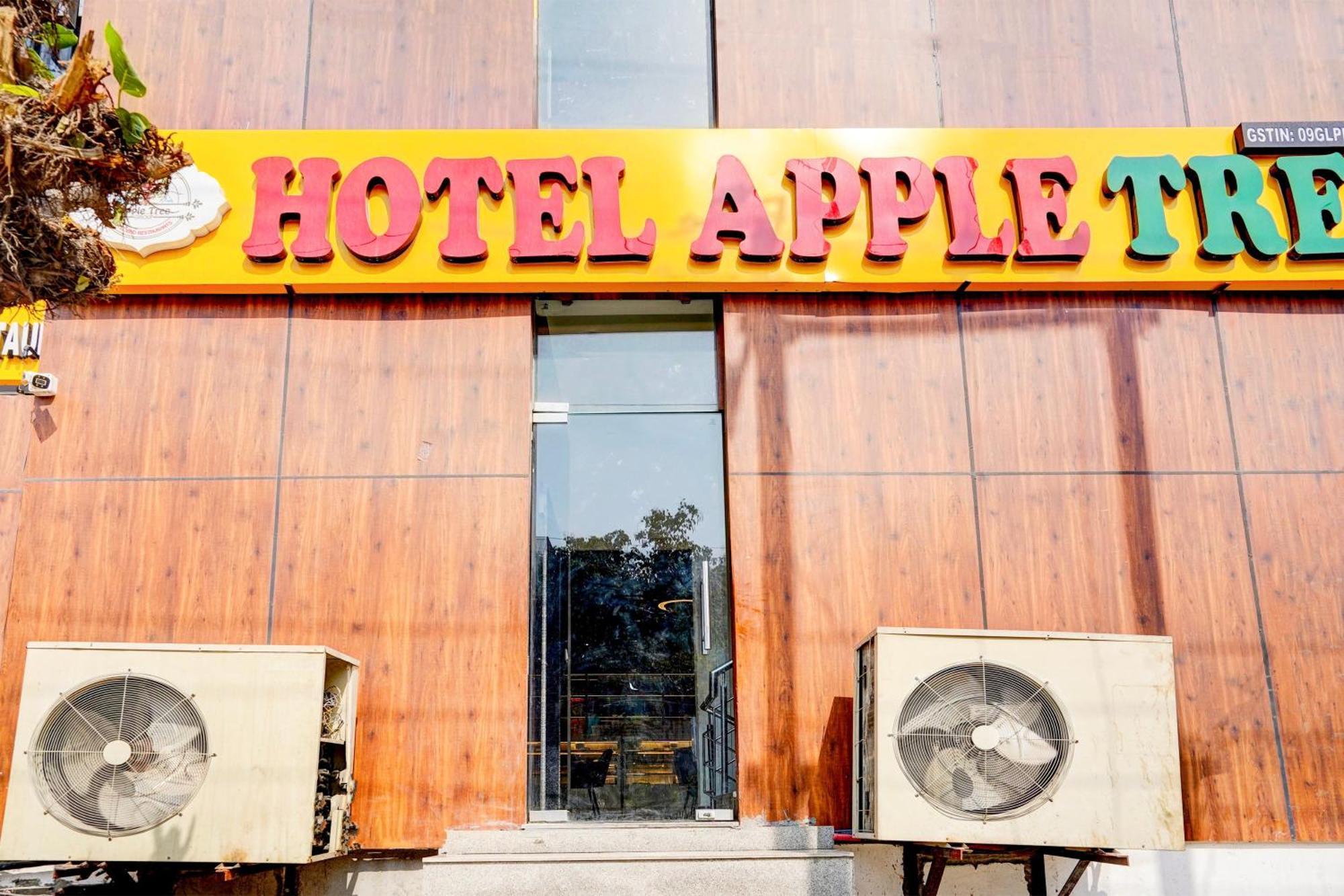Collection O Apple Tree Otel Noida Dış mekan fotoğraf